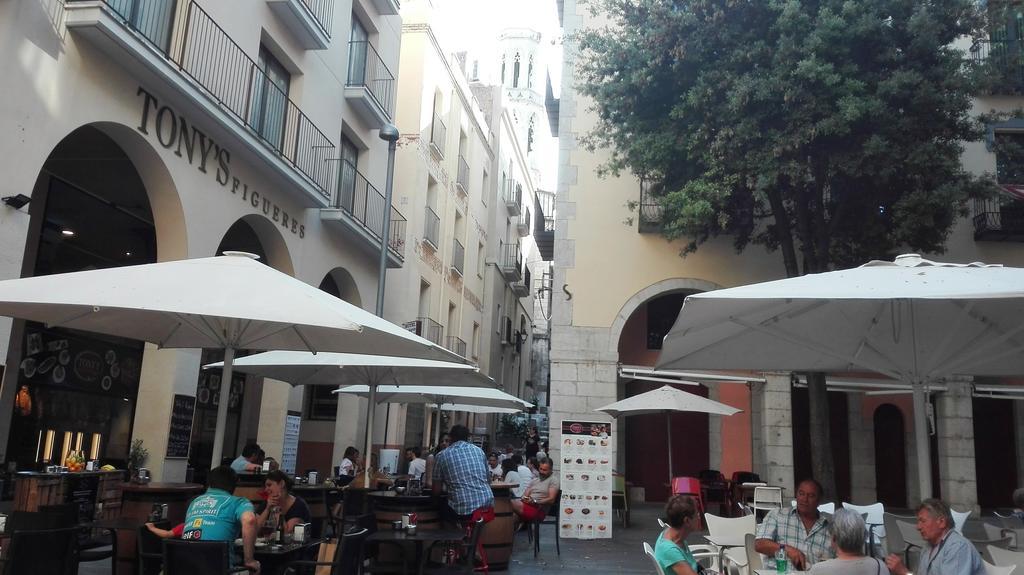 Center Plaza Figueres Figueres (Girona) Exterior foto